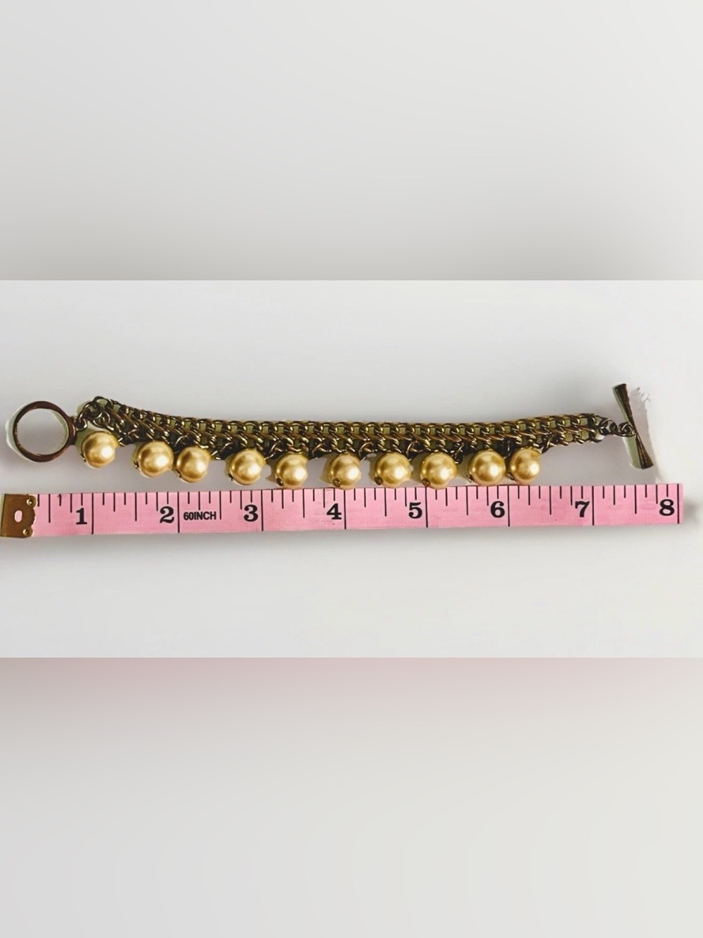 Vintage AVON Goldtone Bracelet Champagne Faux Pearl Dangle with Toggle Clasp 7" - Picture 3 of 3